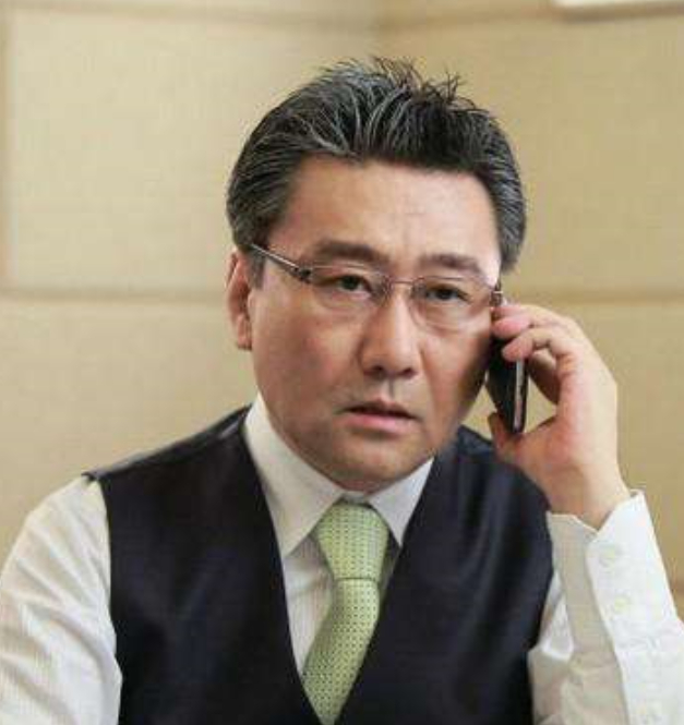 【韩国知名演员#崔政宇去世# ​​】韩国知名演员崔廷宇5月27日传出逝世噩耗。据
