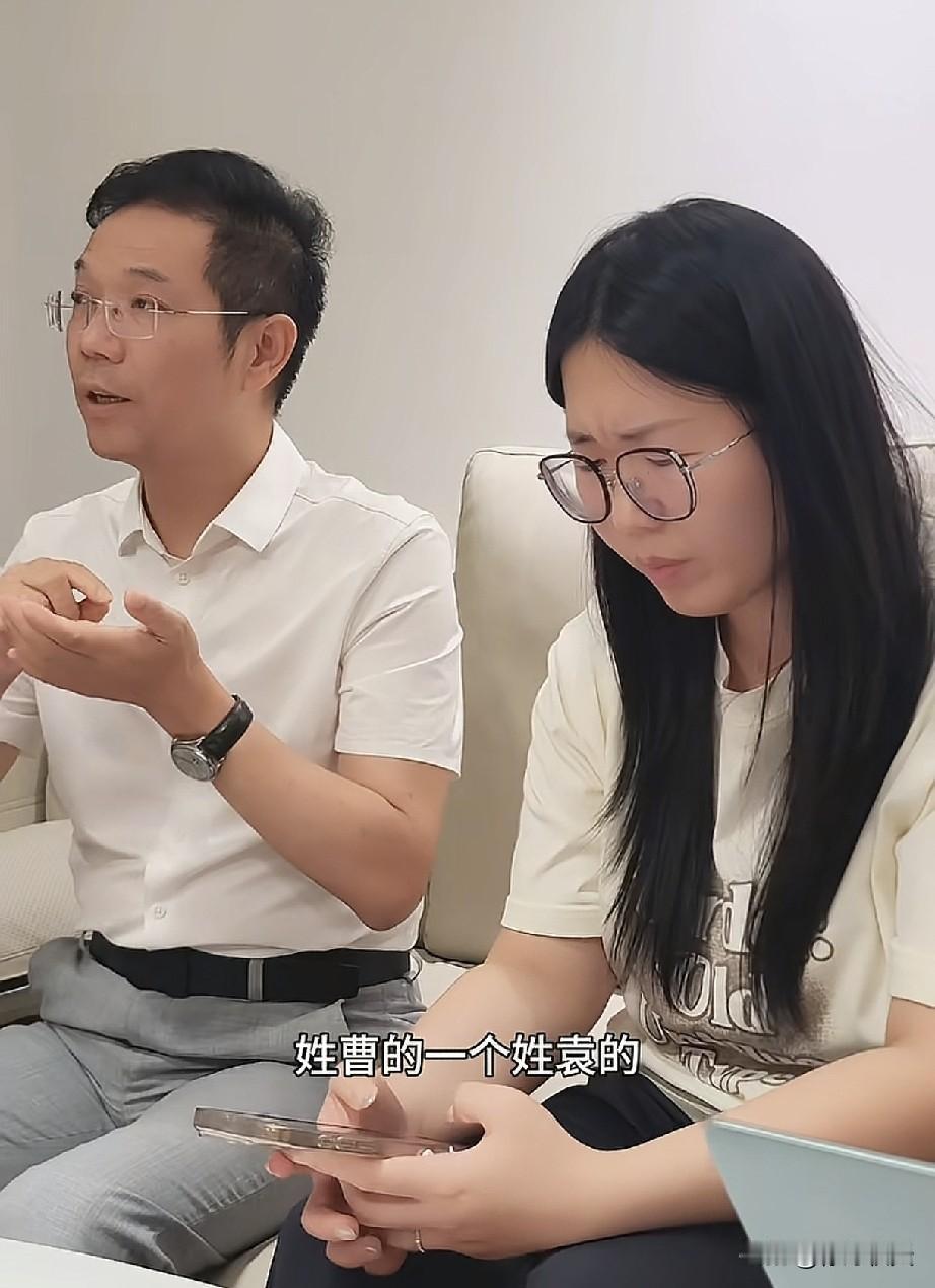 说起魏女士母亲患白血病的原因，魏女士心疼的哭了起来。
魏女士怀疑是因为妈妈常年跟