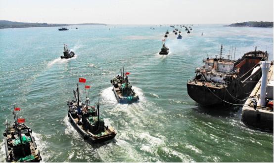 241艘包场封海！美智库绝望，外军寸步难行，中国不发一弹控南海
 
2026年2