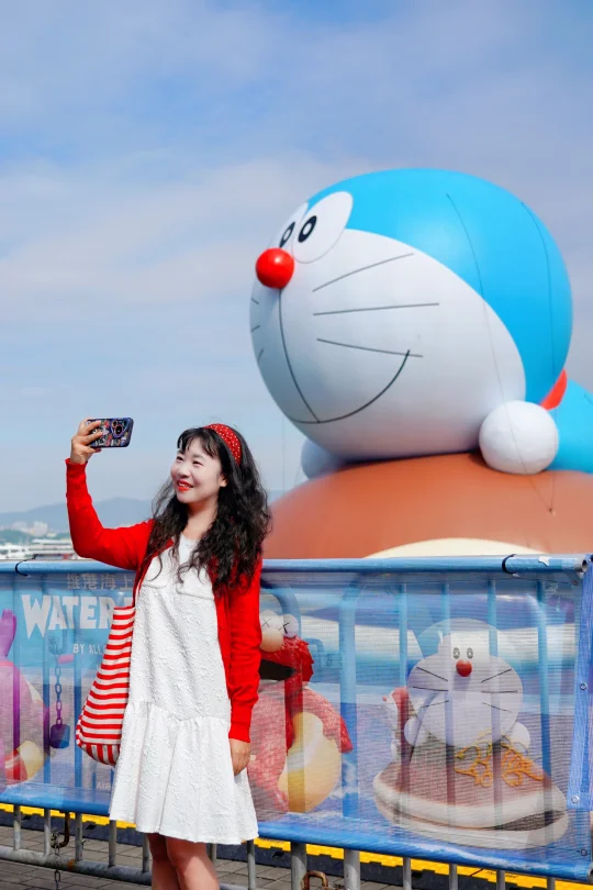 10.25实拍📸晴天的维港太绝了