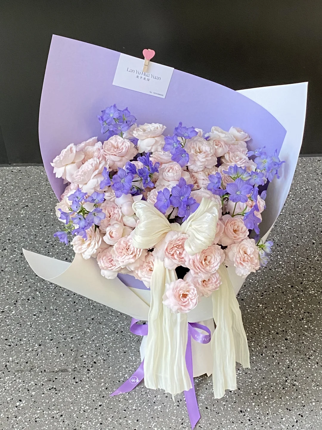 仙子之吻&紫色小飞燕花束💐｜北京花店