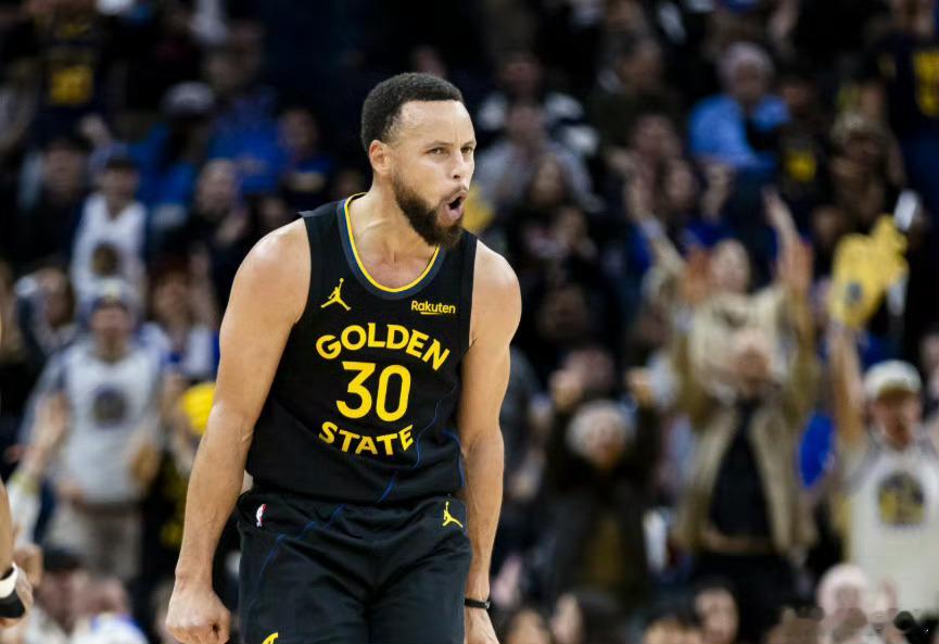 近日，皮尔斯在节目中谈到明星球员是否应该在球队中享受特殊待遇。他说：“如果我为公