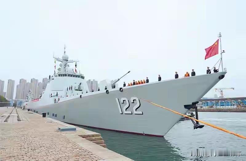 炸锅！中国舰队直插伊朗，特朗普4月访华前，美军敢动手？
 
美军双航母压境伊朗，