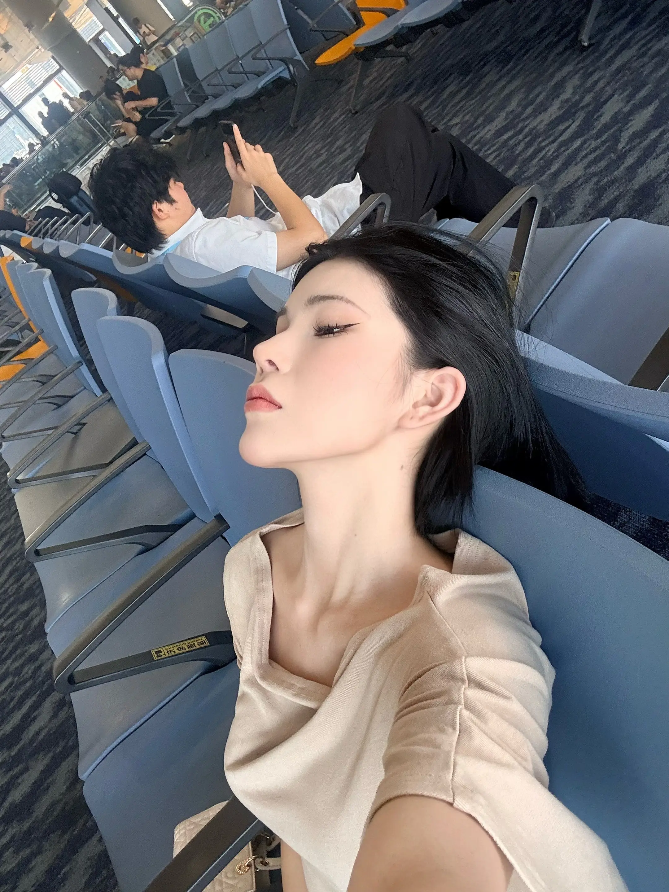 干什么都一个人会不会太厉害了。