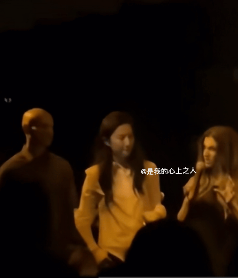 #动图[超话]# 刘亦菲怎么做到又纯又御的[可爱] ​​​