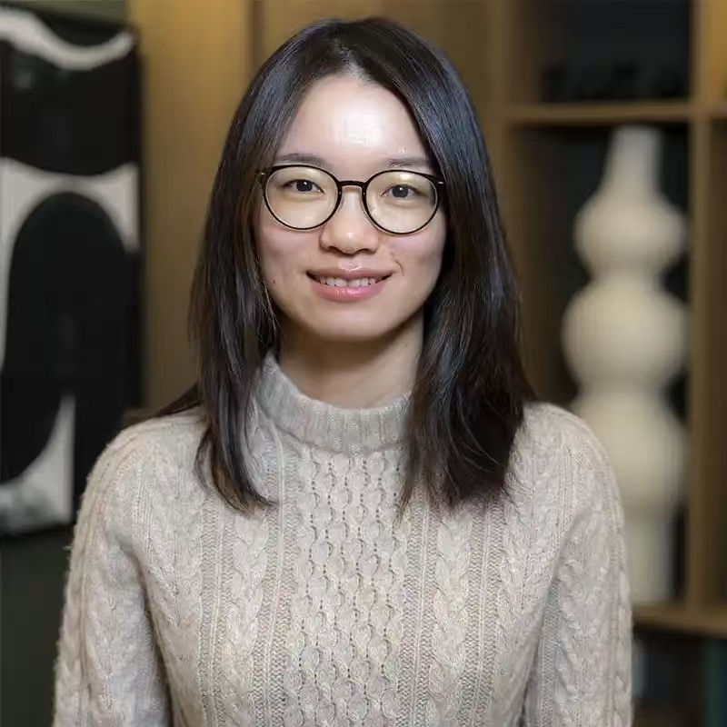 王虹曾因抢答问题跟同学发生争执课堂踊跃答题值得鼓励，可因抢答发生争执得不偿失。既