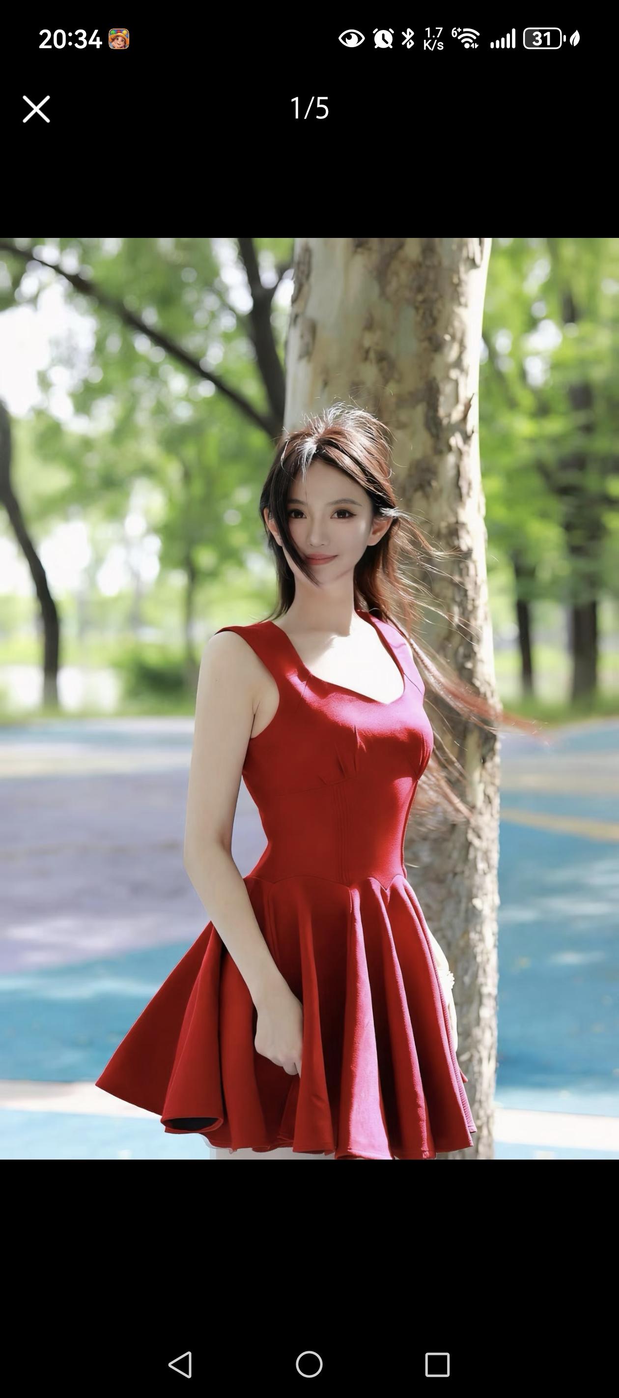 夏日红裙，清新自然