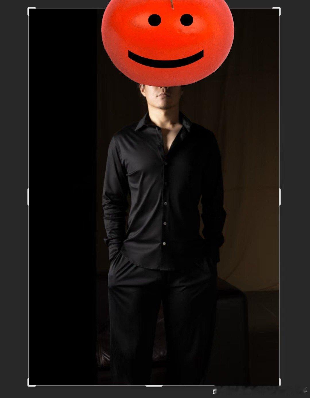 【蒋欣上节目穿毛衣被吐槽是地摊货，但她机智回应：“它只是起球，又没有死”。没想到