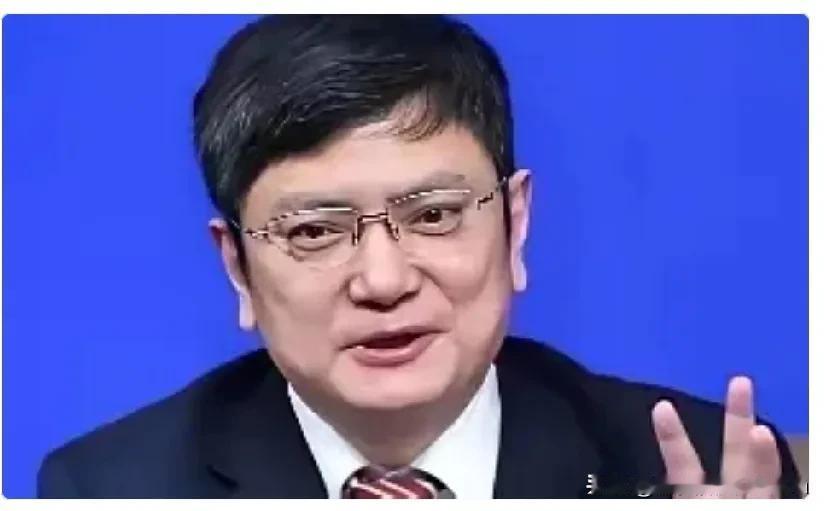 将英语“踢出”高考，取消其主科地位？教育部回应一针见血！不曾想，螳螂捕蝉黄雀在后