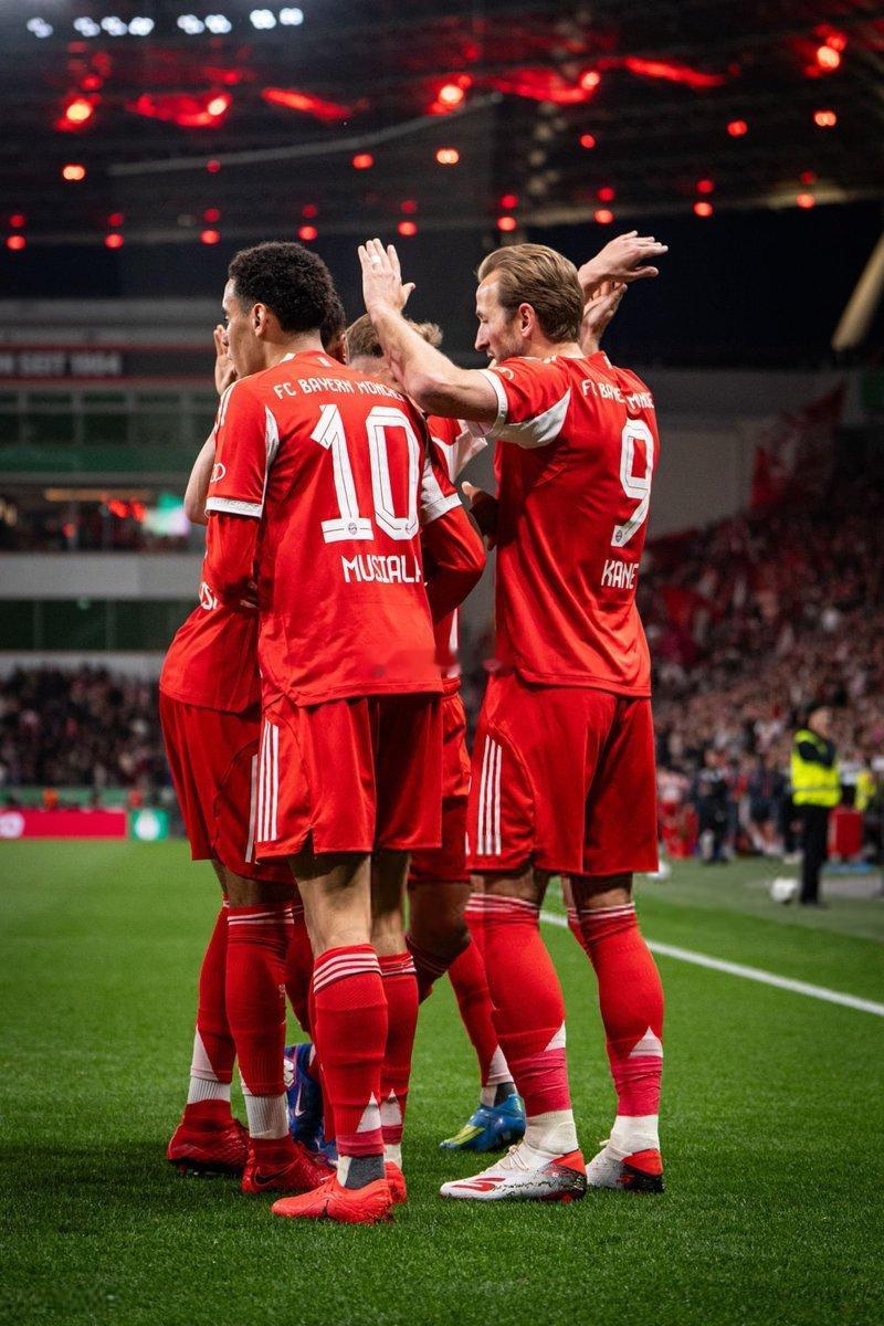 Harry Kane勒沃库森0比2拜仁