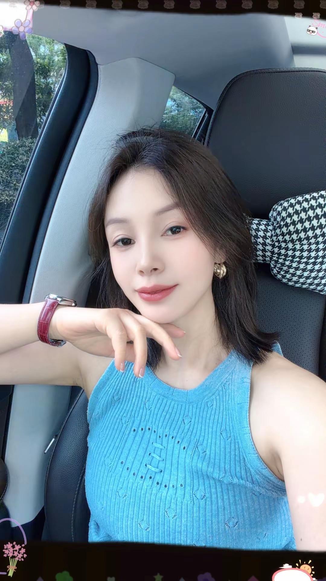 非得是碎花裙吗？破洞牛仔裤不可以吗？梅赛德斯奔驰内饰