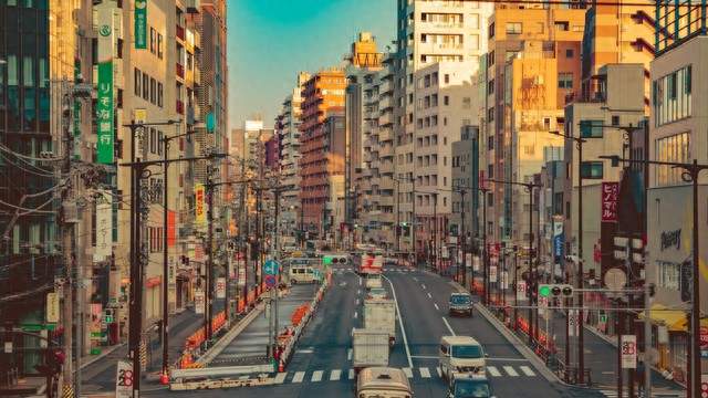 大批日本企业倒闭，高市赌赢了？中日斗争发生质变，日本加速分裂