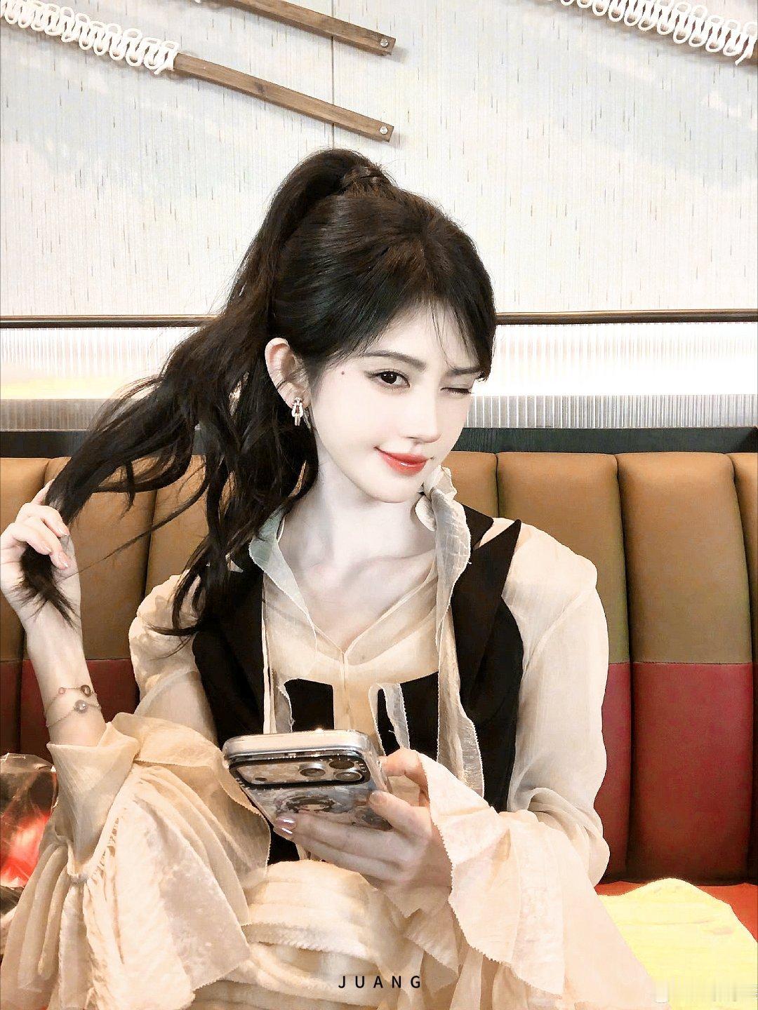 鞠婧祎 jjy鞠婧祎阿黛 jjy鞠婧祎来战 宇宙山河浪漫银河星空璀璨月光是大海的