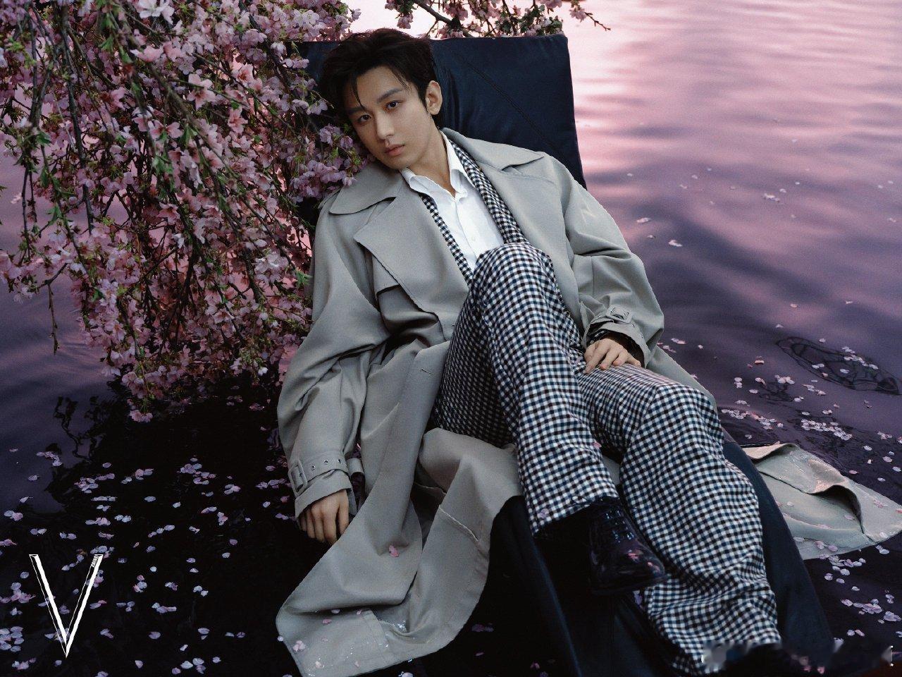 S成毅两京十五日cy成毅朱瞻基你眨眼是蓬莲初开，你一笑是静海波澜，你开心，我便晴