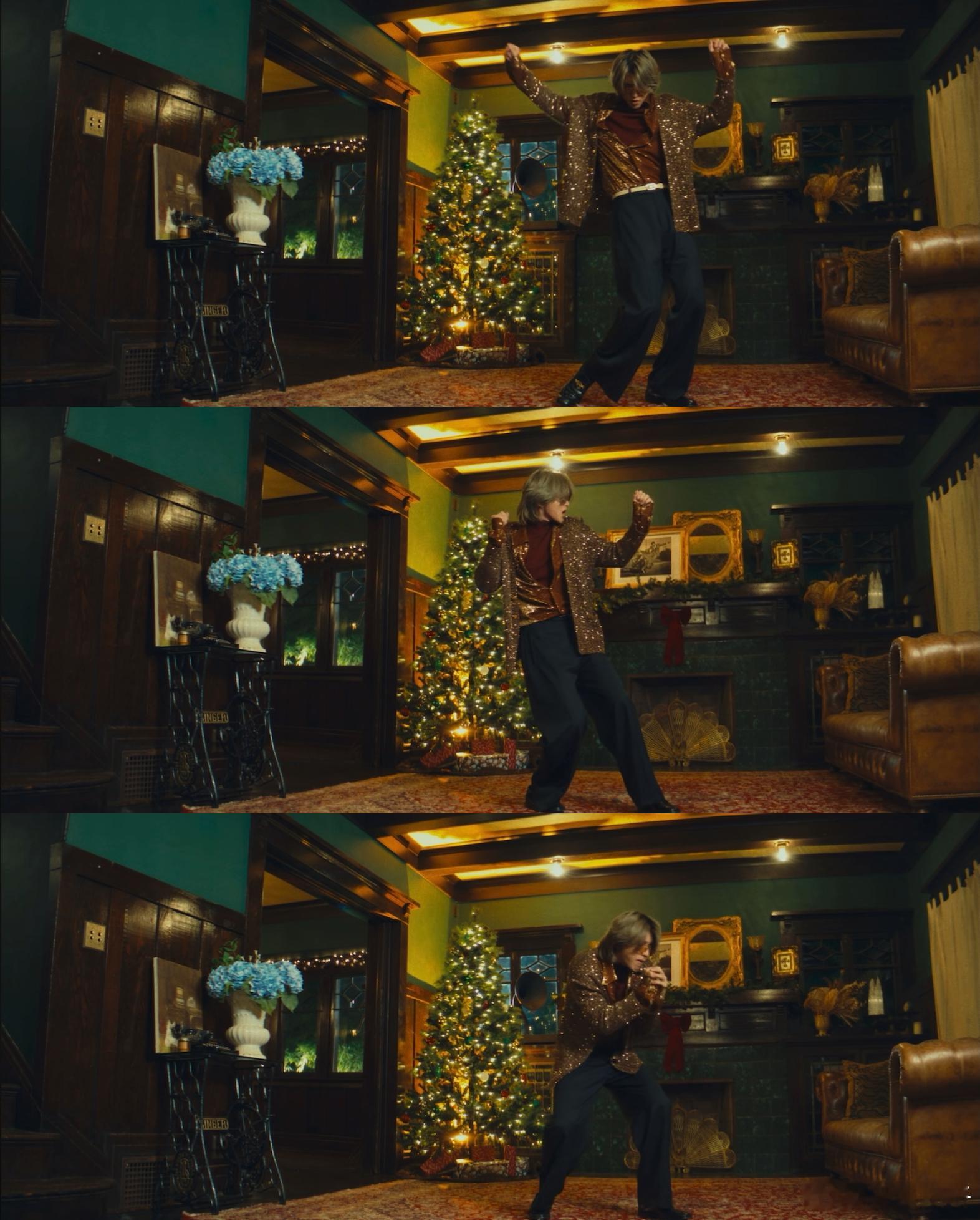 蔡徐坤当你独自在家时 蔡徐坤《What a Day》简直是独居BGM天花板！床上