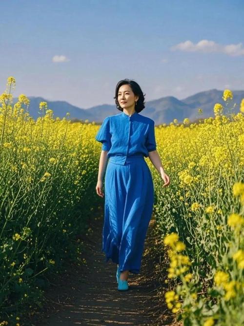 一位婚姻机构老板娘发了这样一段很扎心的感慨：

“女人生了儿子离异就是死局。以前