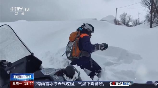 这暴雪下滴 是真够大啊......《俄罗斯 堪察加半岛遭遇罕见极端暴雪》播放量：