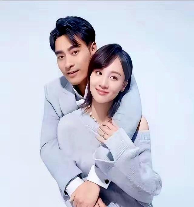 你知道吗？
薛之谦那首唱哭很多人的《认真的雪》，原来是写给前任章龄之的。
更让人