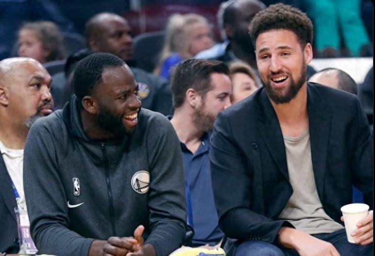 追梦：在场上我比任何人都想杀了詹姆斯，对汤普森也一样
在ESPN的聚光灯下，格林