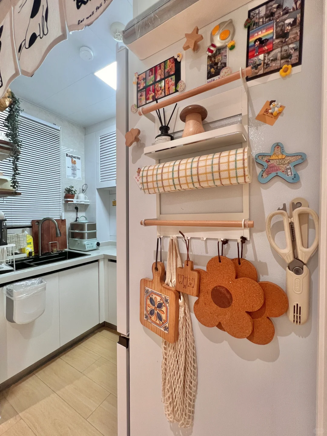 普通人家的小厨房缺少氛围感，但它真的实用