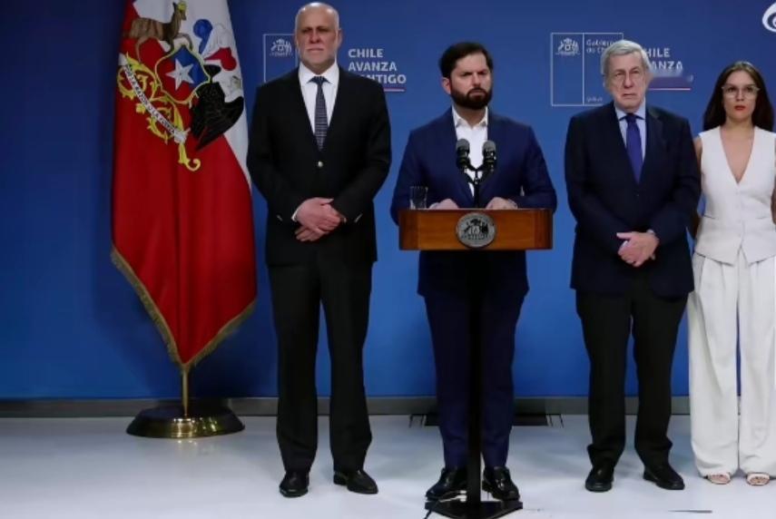 博里奇出师了：“今日委内瑞拉，明日任何一国”

智利总统博里奇在圣地亚哥一场新闻