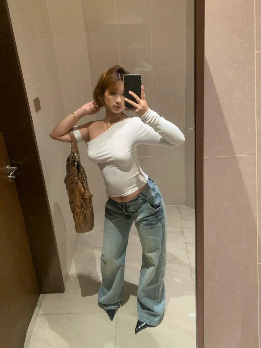 outfit check
