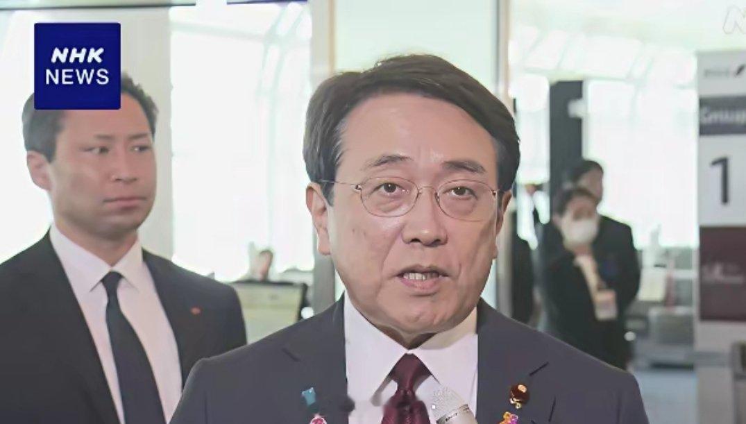 美国实施关税的第一天，日本人懵逼了。谈判首席赤泽大臣似乎将 15%的关税和追加 