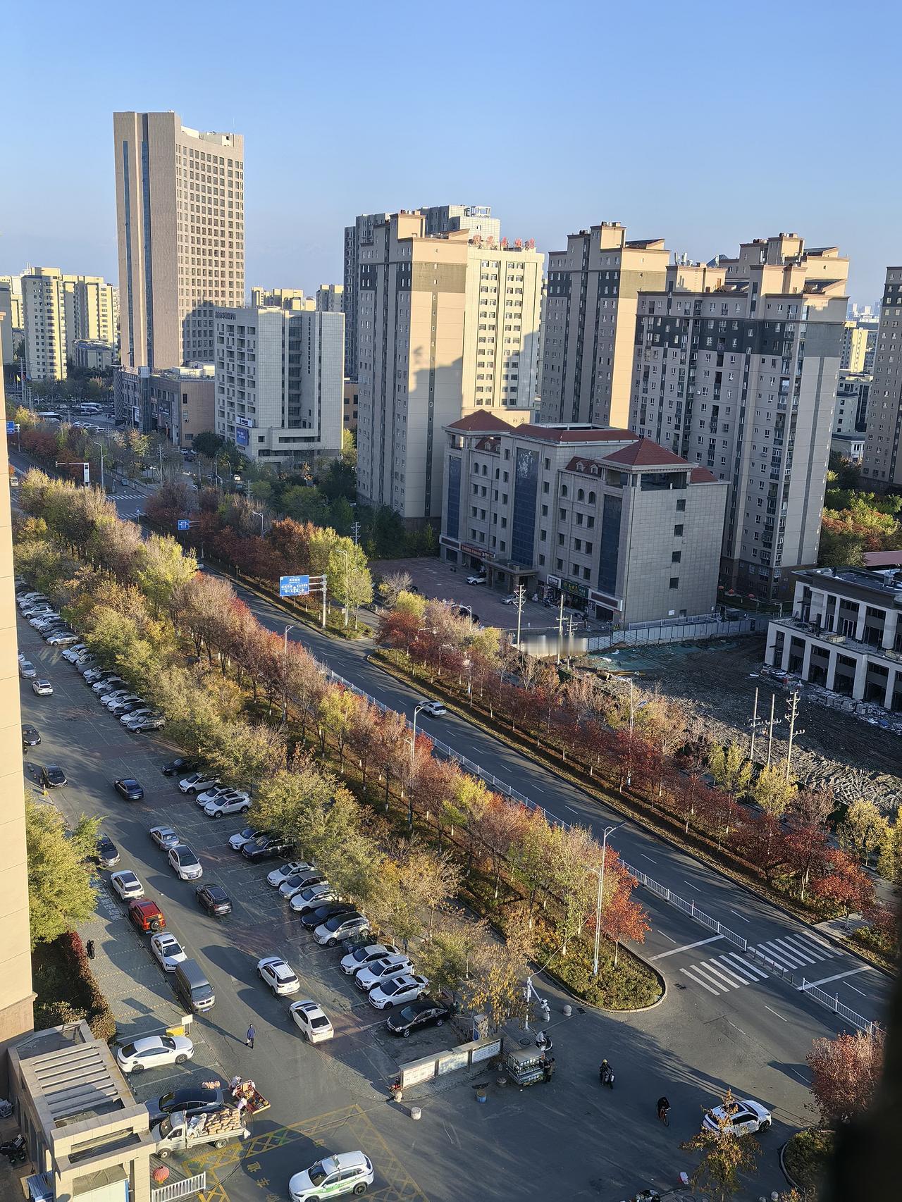 今天是结束，
今天是开始，
结束的如此突然，戛然而止，那种没有做好准备而突然到来