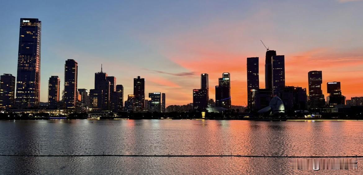 绝美夕阳 [兔年大吉]