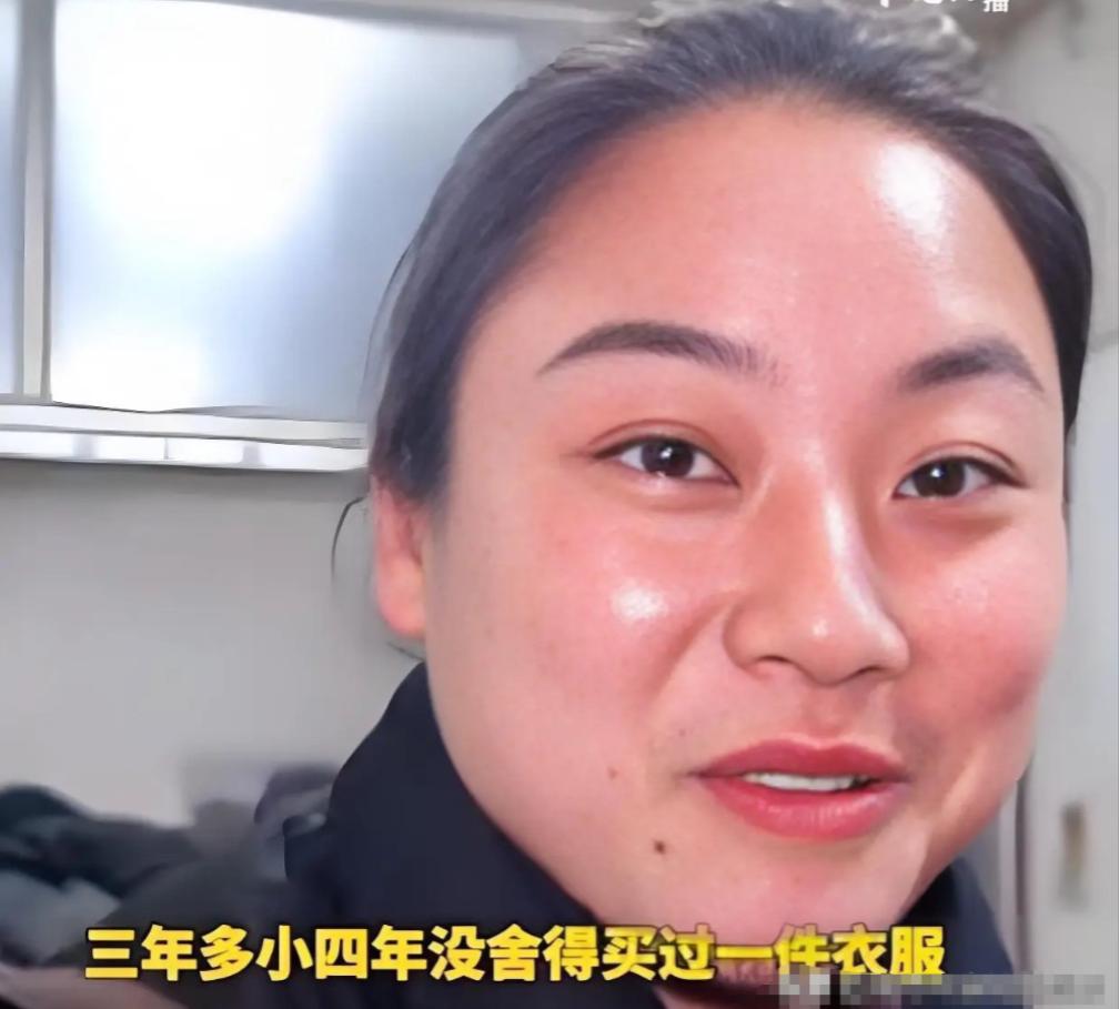 地球最强扶弟魔！

安徽滁州潘晓婷，卖烧饼12年，攒下百万积蓄，却不顾老公孩子反