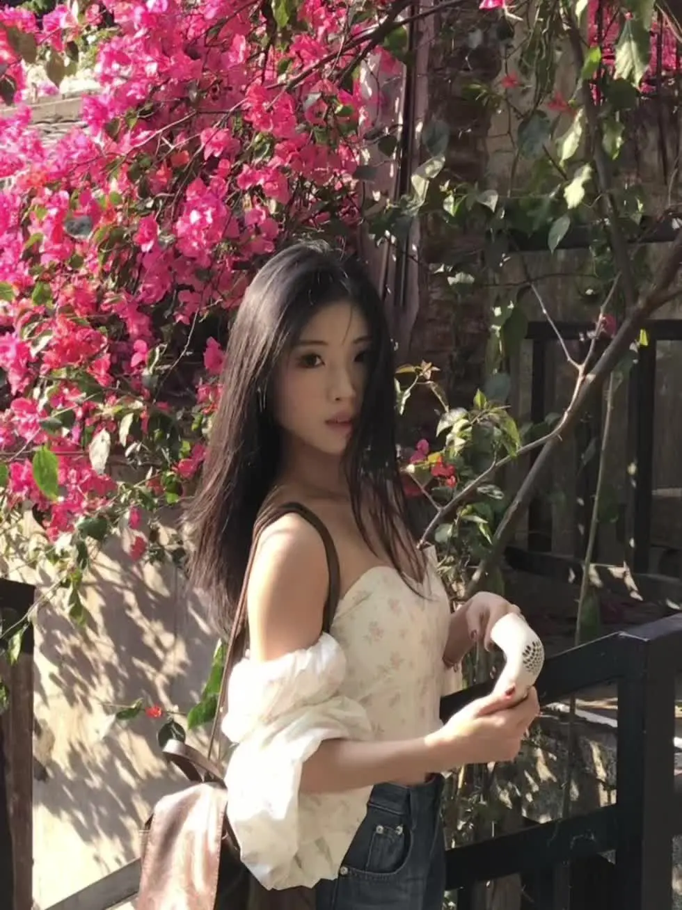 人们永远无法预知片刻的价值 直到这个片刻变成回忆