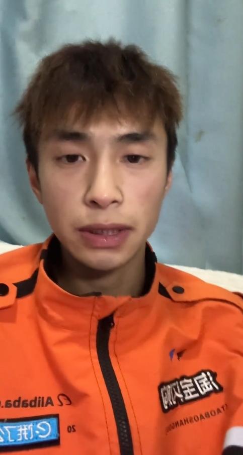 爆赞！宁波骑手“跨界”救火太硬核
 
宁波这俩外卖小哥彻底火了！监控里的画面看得