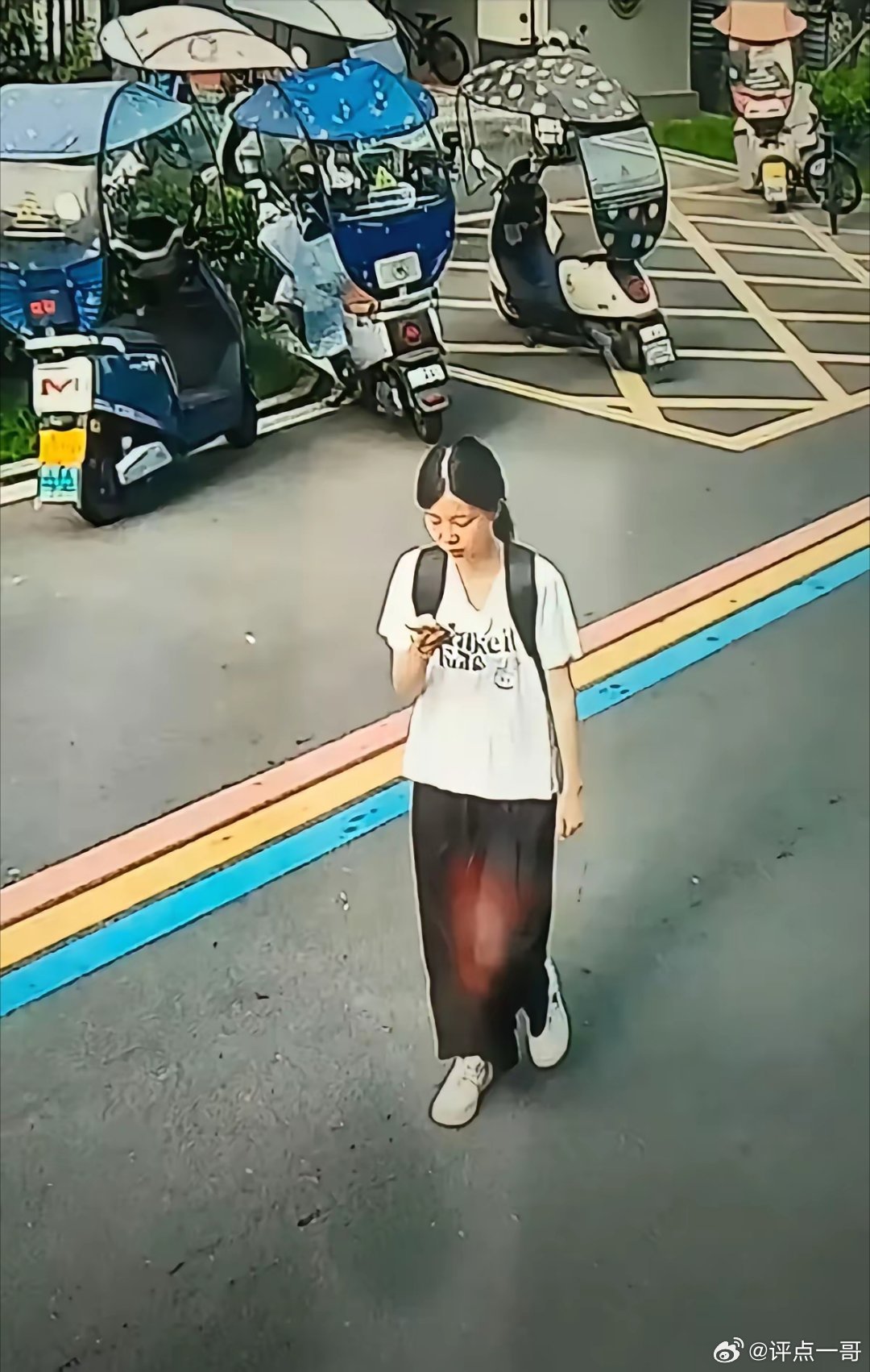 全网都找错方向！程梦圆真正消失的原因，根本不在大山里，而是消失在「成年人不敢示弱