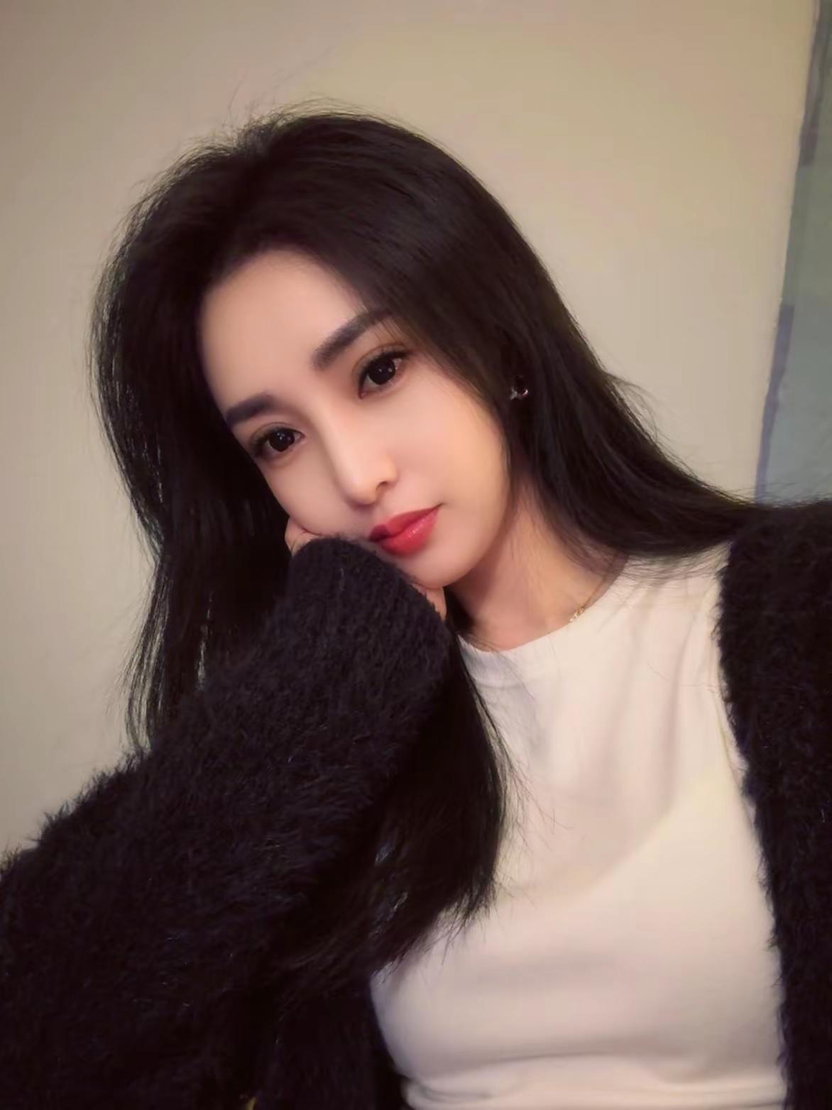 黑长直女孩 今日长这样