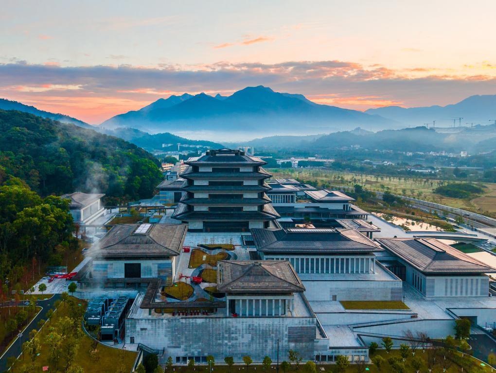 读《近思录》之2.86　

知崇，天也，形而上也。通昼夜而知，其知崇矣。知及之，