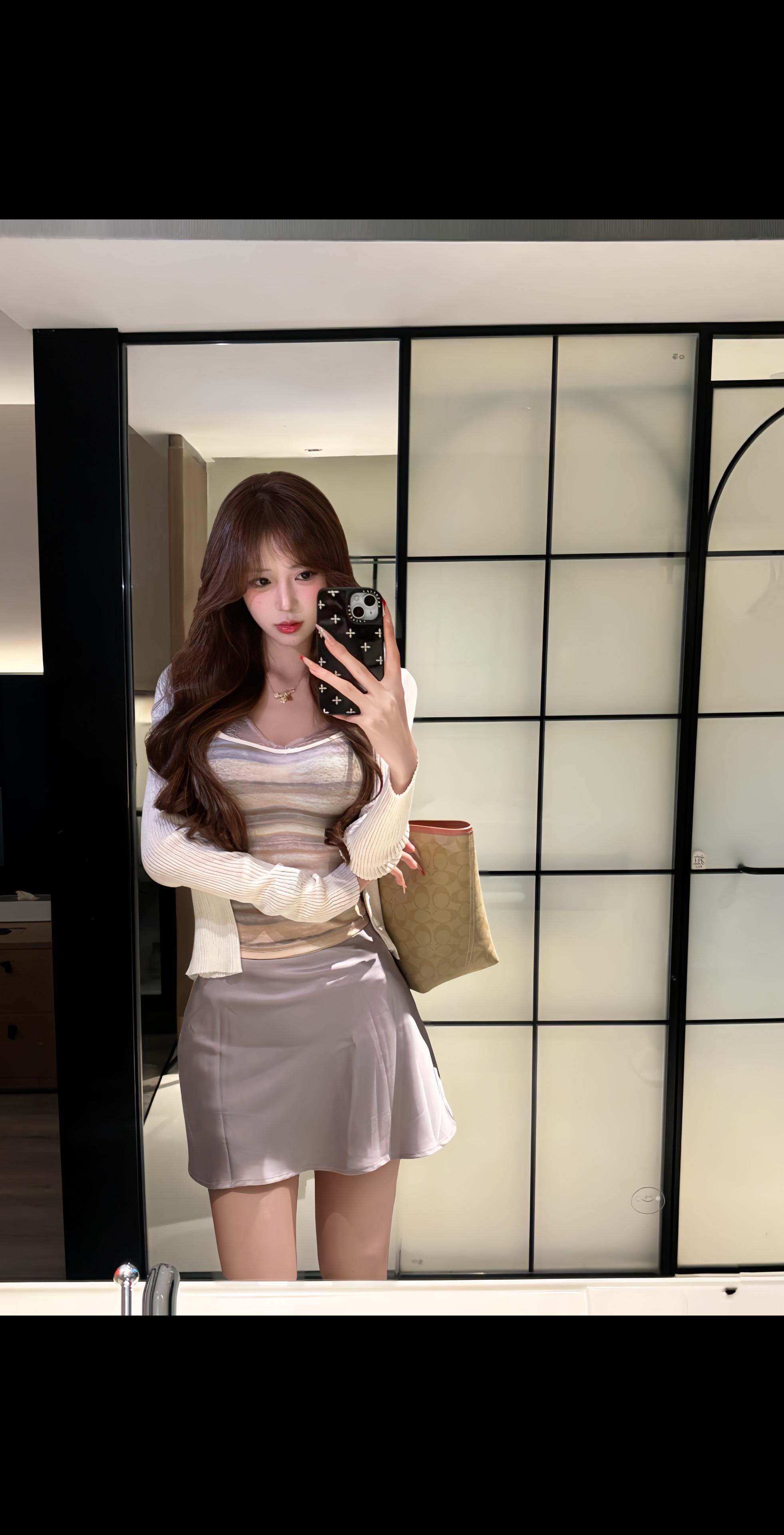 我对你的包容让你产生了能跟我平起平坐的幻想了吗
