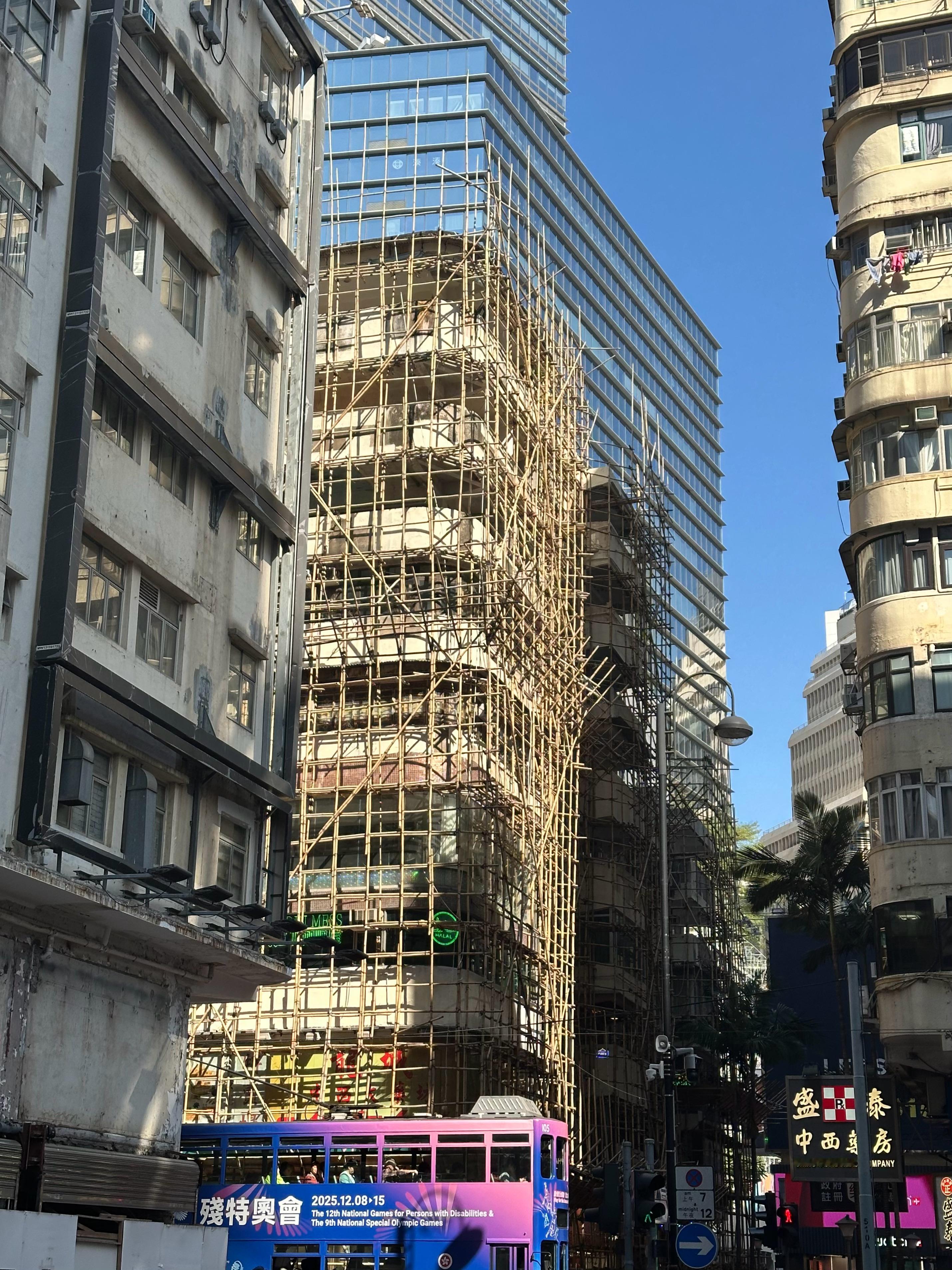 香港这满街的竹架子还是趁早拆了吧，确实是火灾隐患 