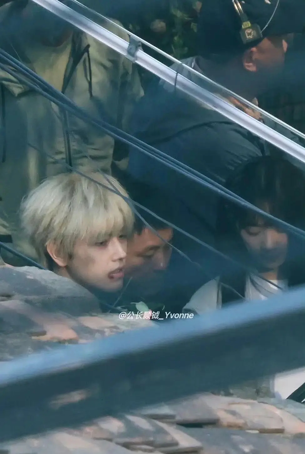 陈飞宇今天金发啊，梦回李峋了 