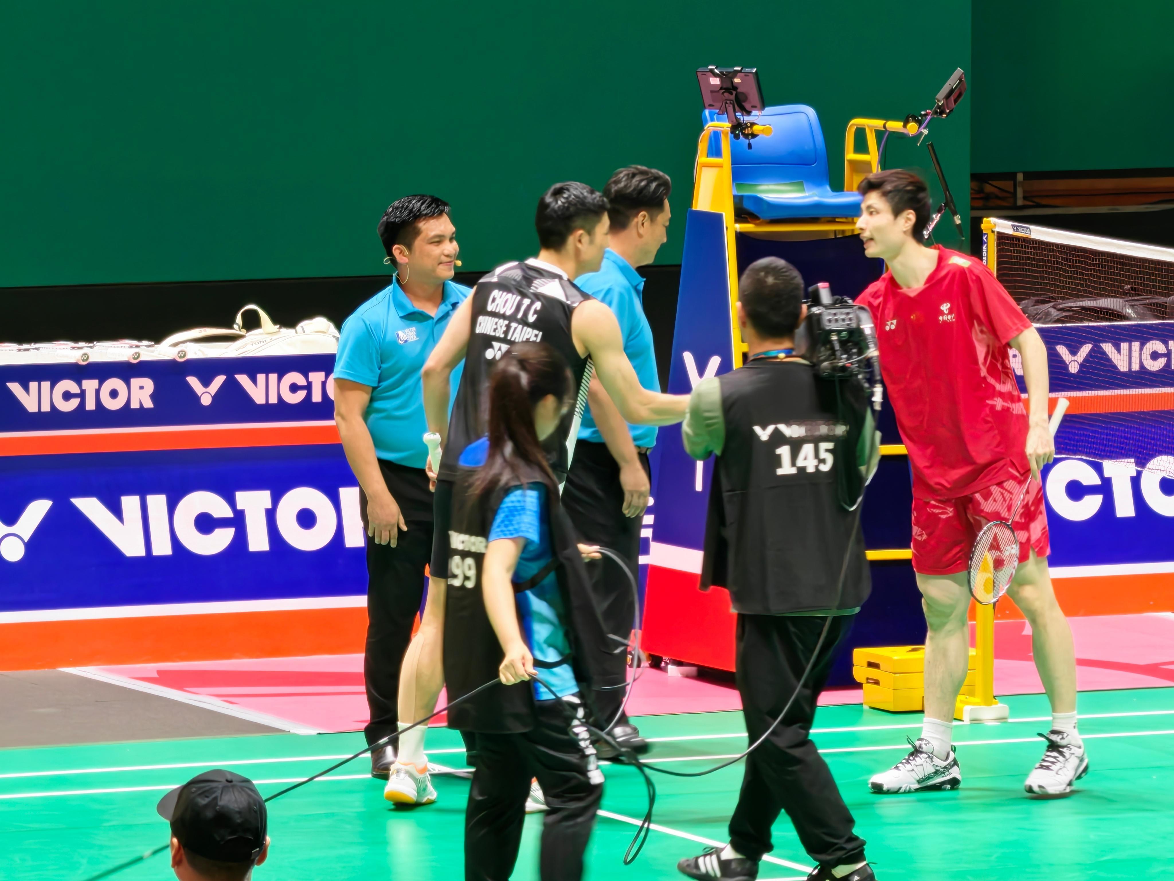 马上开始：石宇奇🇨🇳 vs 周天成石宇奇vs周天成 ​​​