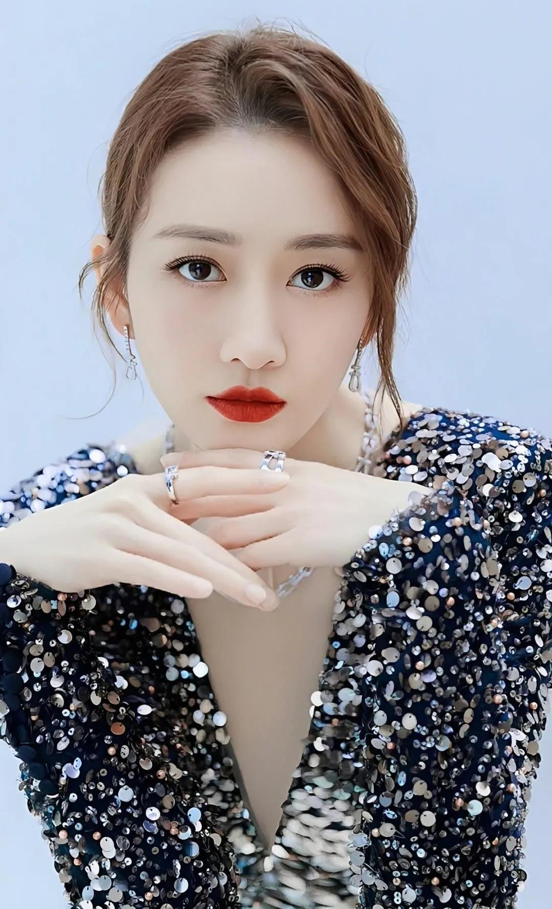 #王鸥# 1982年出生于广西南宁#王鸥写真造型# 经典作品有《伪装者》《芝麻胡