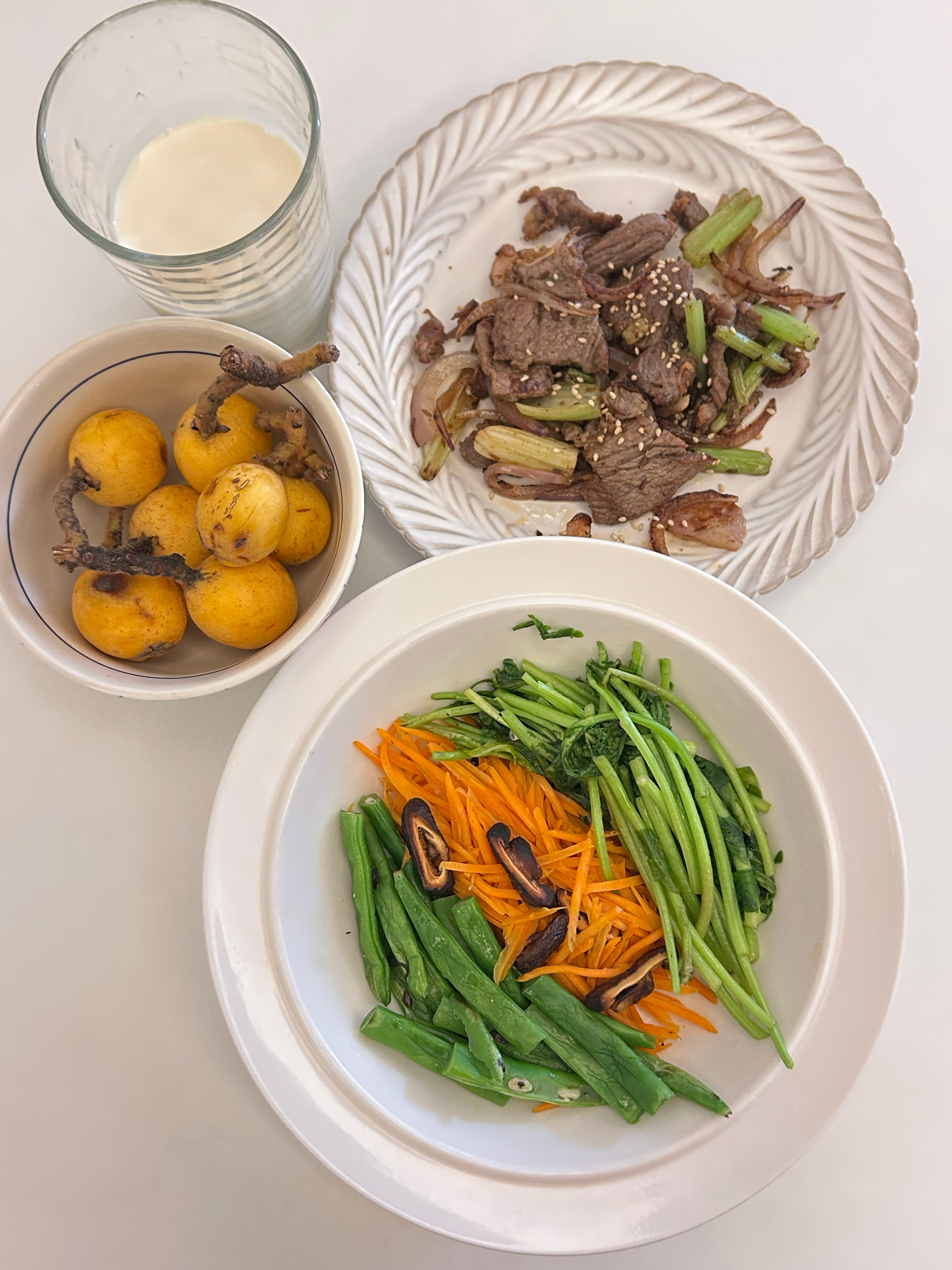 还是喜欢吃自己搭配的食物，除了盐和橄榄油几乎别的什么都不放就很好吃了～～ 