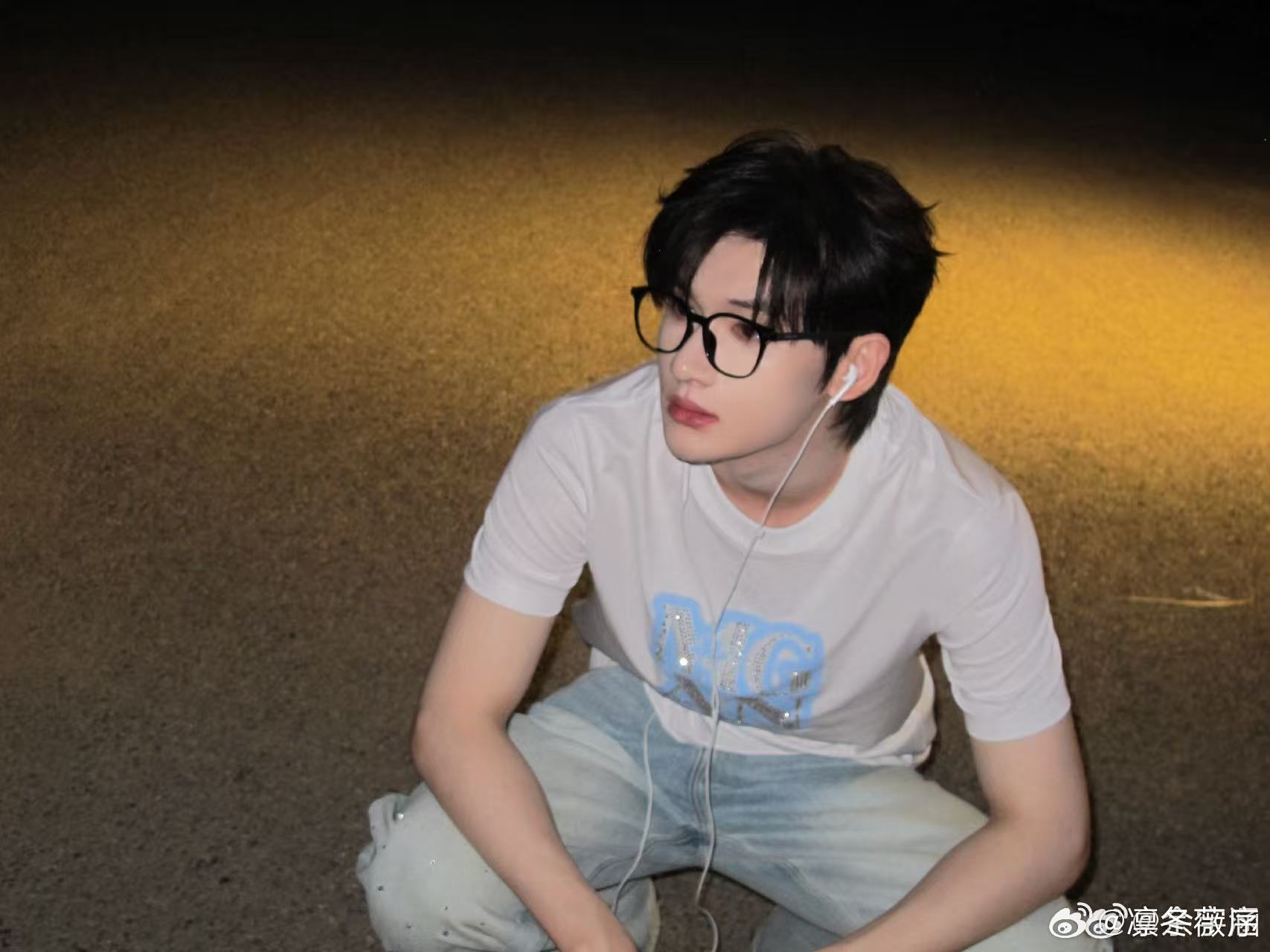 余宇涵是要养梦女吗 长相温柔又精致，自带满满女友视角，帅气感扑面而来很难抗拒 