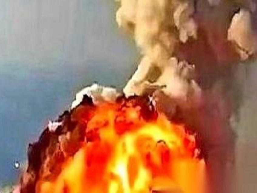 俄罗斯不陪你们玩了。

一夜之间，几百架无人机、几十枚导弹，连压箱底的“匕首”都