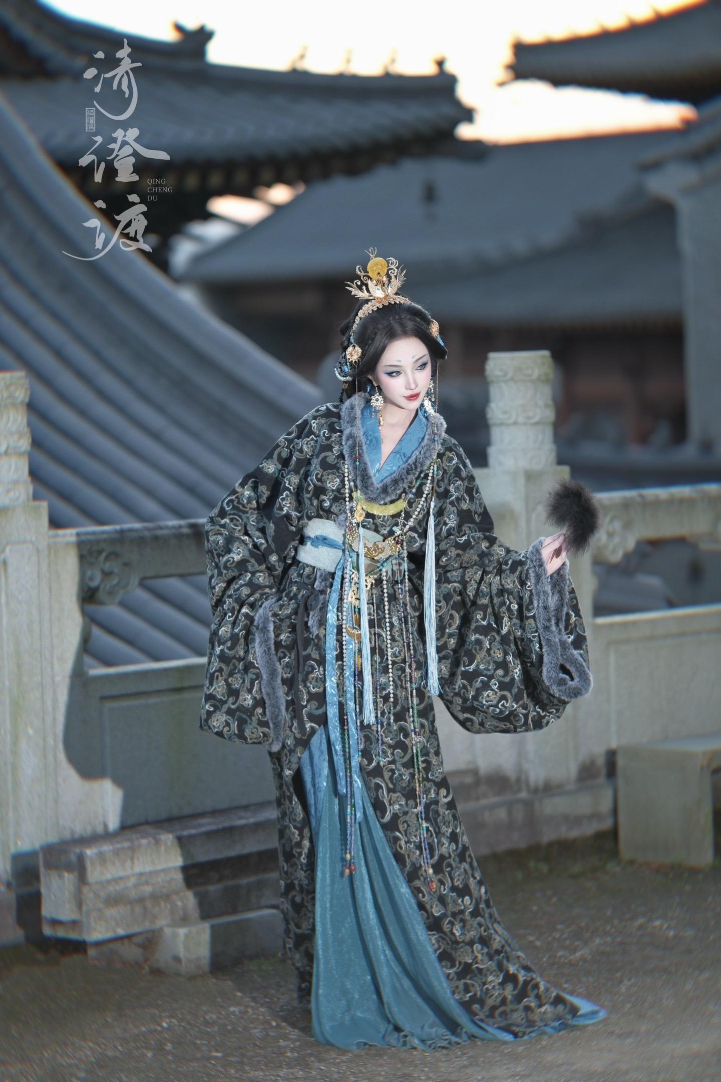 冬款厚衣～
