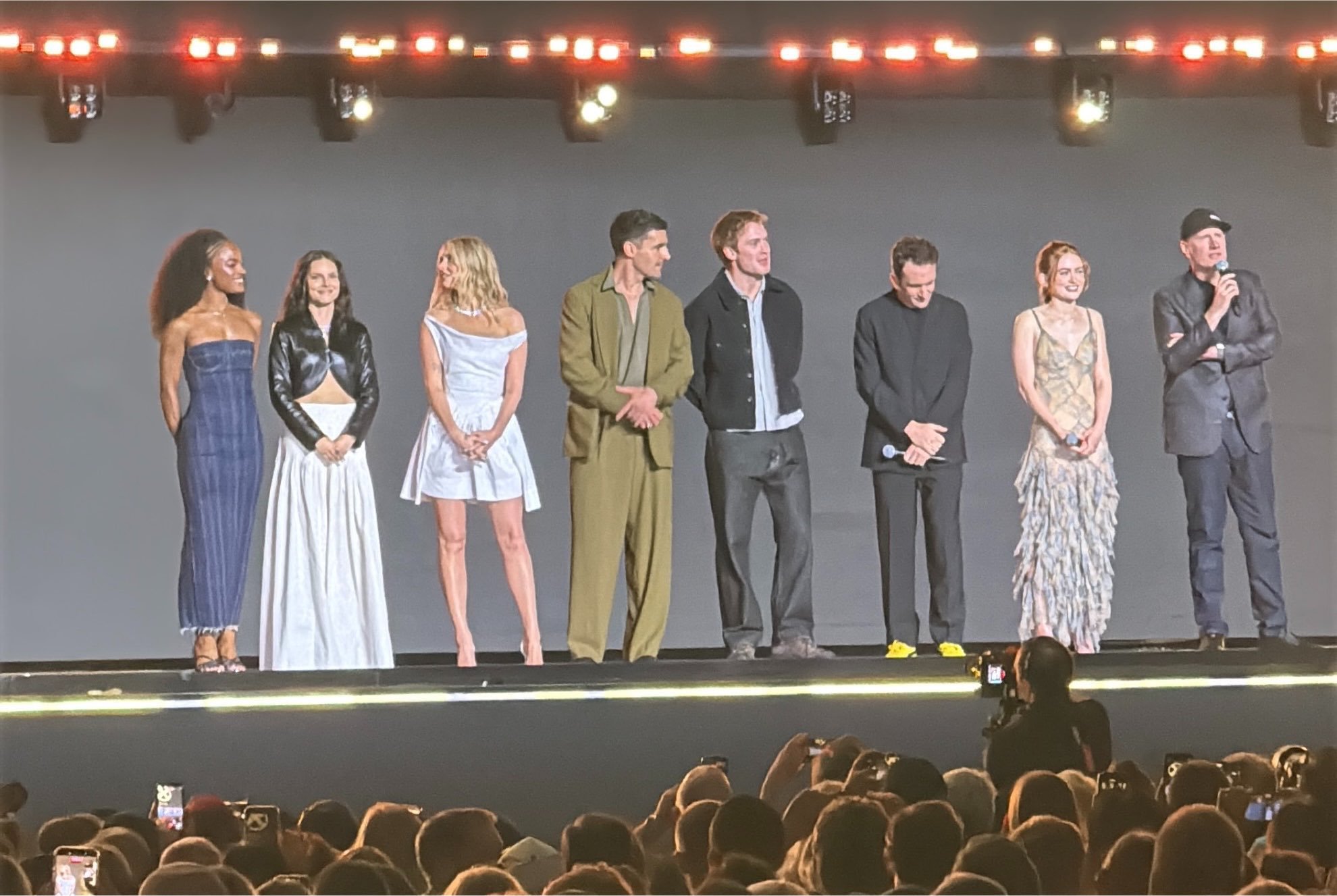 新《X战警》卡司已确认The official cast of 'X-MEN'暴