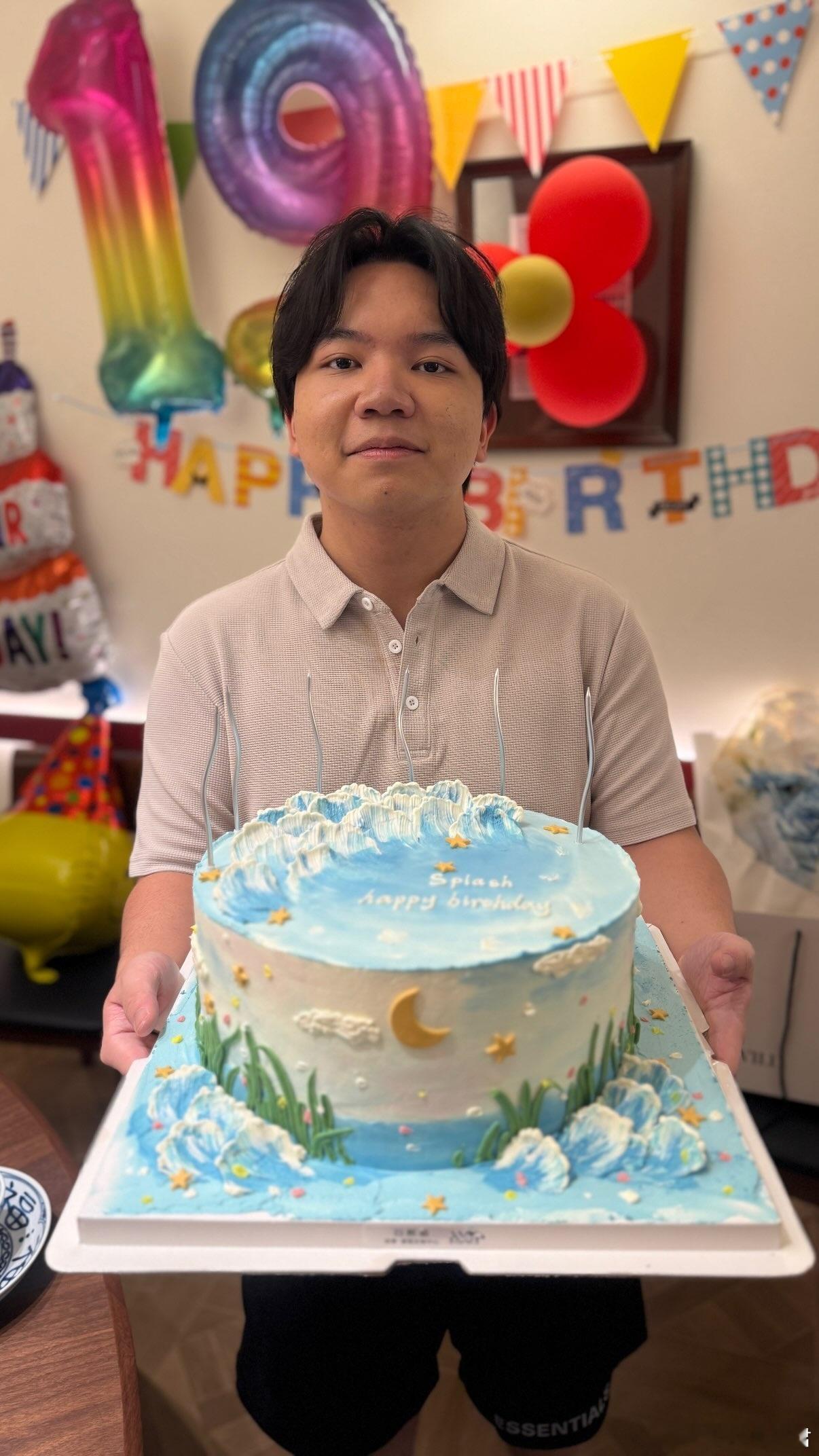 摩西生日照 🎂生日快乐呀©️Splash快拍tyl终结tec四连胜2026vc