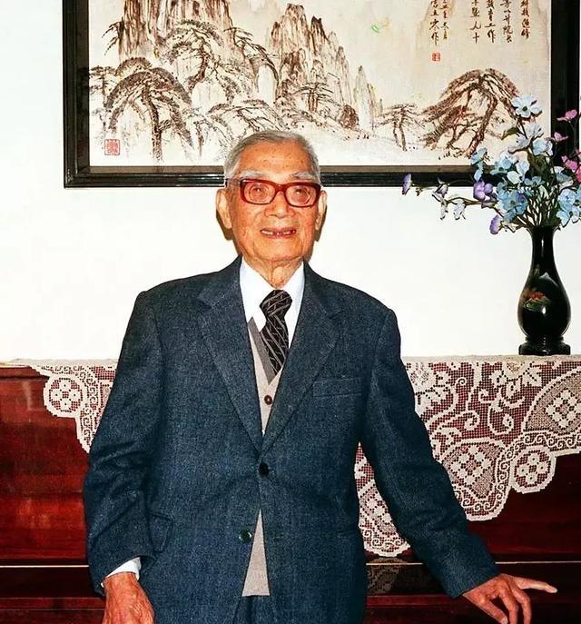 1968年，72岁的茅以升妻子刚去世，他就和6个孩子商量，想要续弦。孩子们不反对