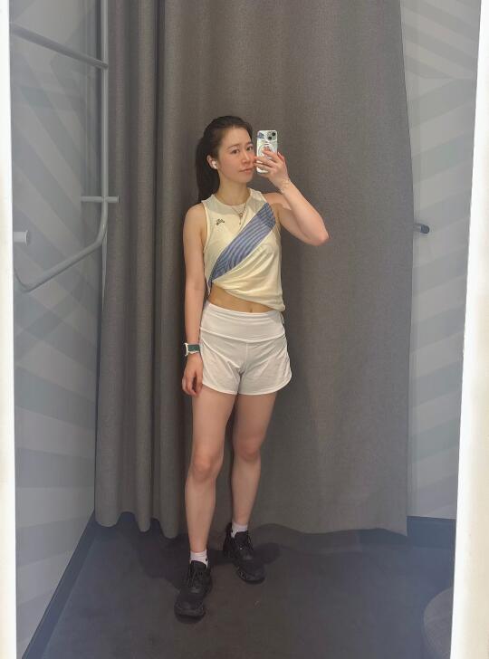 环湖12k｜西湖是顶流，配速是末流，汗是往下流