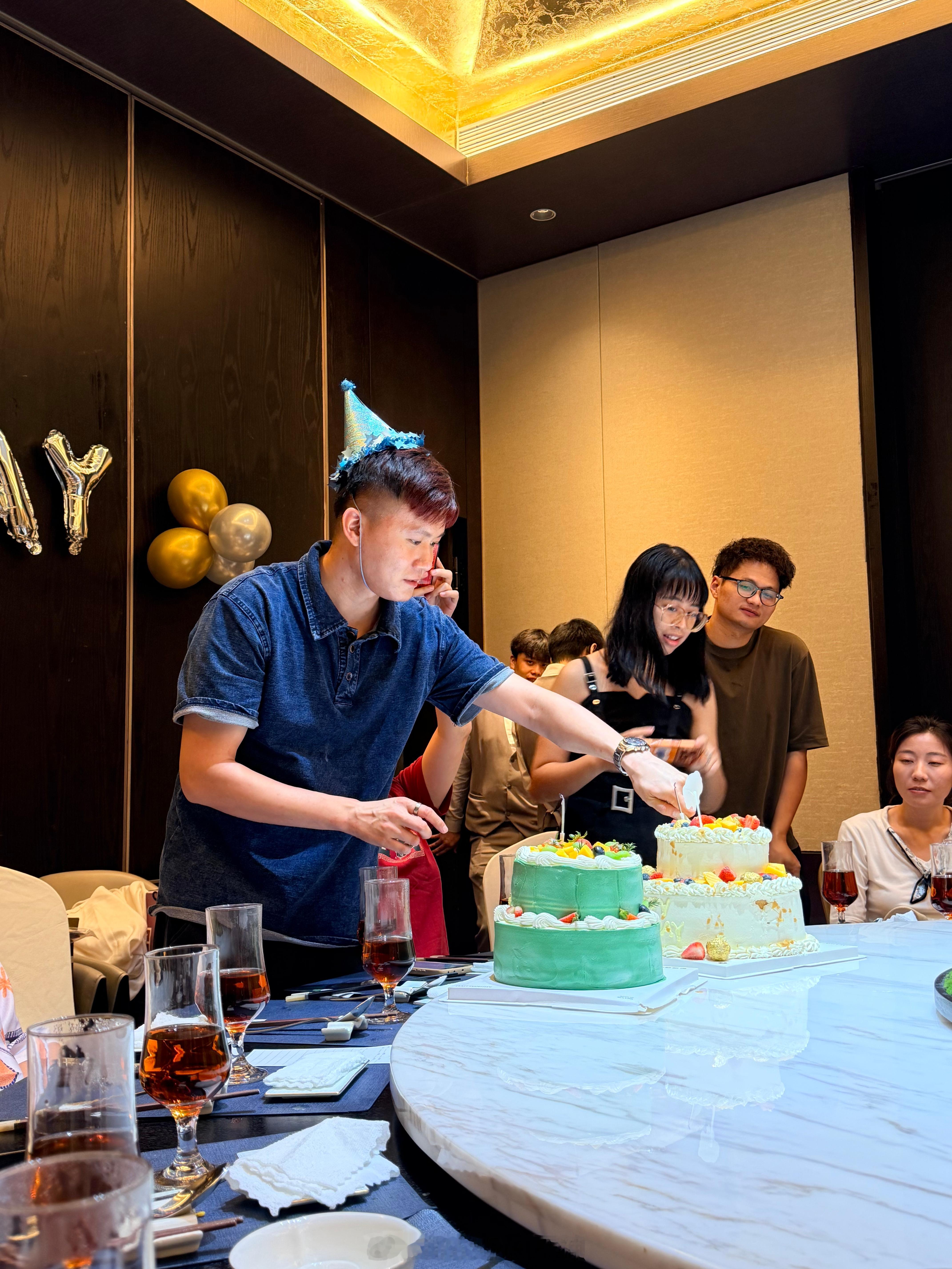 祝我生日快乐🎂🎉为了筹划着还生日 我准备了差不多10天所以之前一直很忙也希望