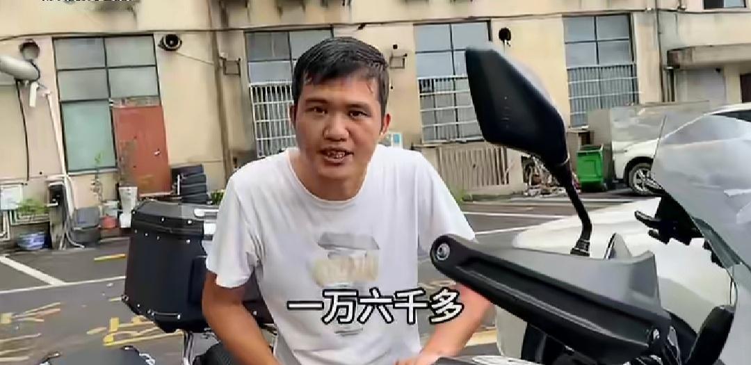 奇葩女子相亲点16000多元菜品，男子吓得落荒而逃！
近日，一件奇葩事儿引发关注